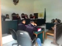 Oknum Polisi Temkak Istri di Rohul Jalani Sidang Perdana di PN Pasir Pengaraian