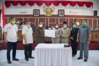 DPRD Labuhanbatu Menyetujui Rancangan Peraturan Daerah Tentang Perubahan APBD Tahun Anggaran 2020