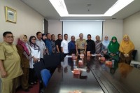 H.Zukri Sampaikan Dalam Rapat Bapemperda, Pesantren Harus Jadi Perhatian dan Pembinaan Pemerintah