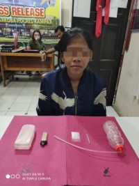 Resnarkoba Polres Kampar Amankan 2 Orang, Satu Diantaranya Wanita