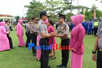 Kapolres Pelalawan Pimpin Upacara Kenaikan Pangkat