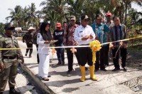 Bupati Pelalawan Resmikan Proyek Multiyears di Kecamatan Kuala Kampar
