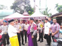 Gubernur Riau Bersama Kapolda Tinjau Arus Mudik di Jalan Lintas Riau - Sumbar