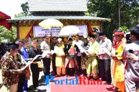 Usai Terima Gelar Datuk Monti Alam,Bupati Bengkalis Lakukan Deklarasi Pasca Pemilu Serentak