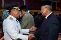 Pj Bupati Bengkalis Sambangi Kediaman Mantan Bupati Bengkalis