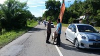 Polres Kampar Turunkan Anggota Beri Penyuluhan kepada Pengguna Jalan 
