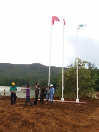 Marinir TNI AL Turunkan Bendera China di Pulau Obi Ternate