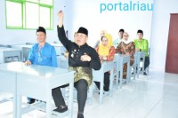 Bupati Peresmian SD Negeri 106224 di Desa Kerapuh Kecamatan Dolok Masihul