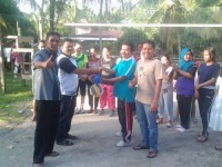 Memenuhi Janji,Anggota DPRD Kampar Dari Praksi PKB Serahkan Bantuan Secara Simbolis