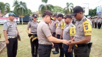 Kapolres Kampar Distribusikan 7 Motor Dinas Bagi Bhabinkamtibmas yang Bertugas di Daerah Medan Sulit