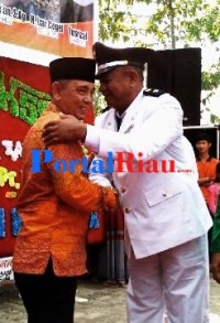 HM.Harris Menghadiri Syukuran Kepala Desa Terpilih Teratak Buluh