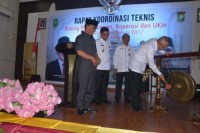 Rakor Perdagangan, Koperasi Dan UKM Resmi Dibuka Gubri Di Balai Bupati Kampar