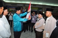 Pj Bupati Bengkalis Secara Resmi Melepas Keberangkatan JCH Kloter II