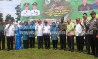 Pencanangan Bhakti Sosial Manunggal TNI KB Kes Melahirkan Generasi Riau Emas