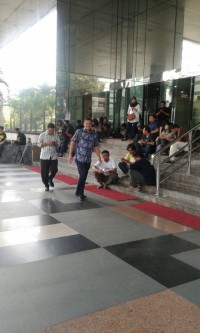 Buktikan Tuduhan, Dedet Laporkan Dana Eskalasi ke KPK