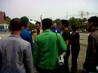 Puluhan Mahasiswa Unjuk Rasa  di Taman Kota Pasir Pangaraian