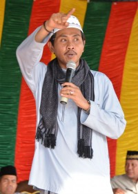Gelar Tabligh Akbar, PKMJB Hadirkan K.H. Anwar Zaid