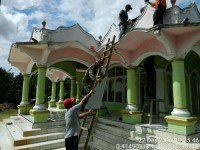 Babinsa Koramil 09/Lgm Kodim 0313/Kpr Serda Gunawan Rianto Kebersama Goro Rehab  Musholla