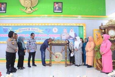 Asisten I Hadiri Pencanangan Bakti Sosial IBI-KB Kesehatan 2023