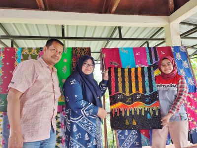 BerandaBatik Mandau, Kreasi Ibu-Ibu PKK Mandau Angkat Motif Melayu & Migas