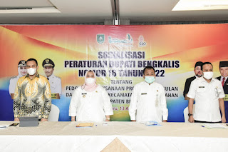 Bupati Kasmarni ,Bantuan Keuangan 1 M Kecamatan dan Kelurahan Sesuai Perbup