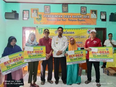 BLT DD Tahap II kemali disalurkan, Ini Pesan Kades Sadar Jaya
