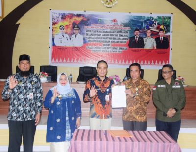 Bupati Bengkalis Kasmarni membuka kegiatan sosialisasi pembentukan dan pengembangan Desa/kelurahan