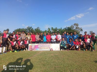 BUPATI BENGKALIS RESMIKAN OPEN TURNAMEN SEPAK BOLA KARANG TARUNA DI DESA LIANG BANIR