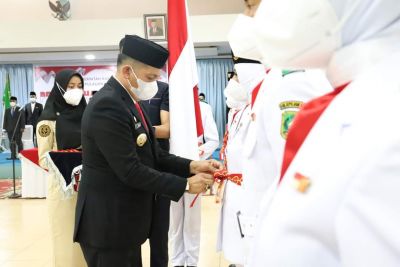 Bupati H.M Adil Kukuhkan Paskibraka Meranti Tahun 2021