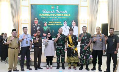Bupati Kasmarni Sambut Hanggat Silaturahmi, Danrem 031/Wirabima Brigjen TNI Parlindungan