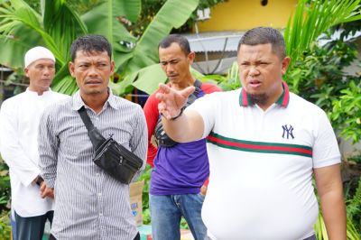 Camat Mandau Riki Rihardi,Gotong Royong dan Peninjauan Drainase di Kelurahan Pematang Pudu
