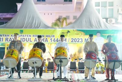 Didampingi Forkopimda, Bupati Rohil Lepas 51 Peserta Pawai Takbir Idul Adha 1444 Hijriyah