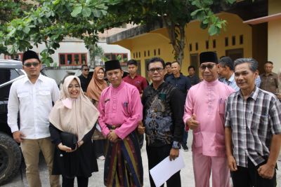 DPD-RI Intsiawati Ayus yang telah hadir berkunjung dan silaturahmi ke Desa Balai Makam