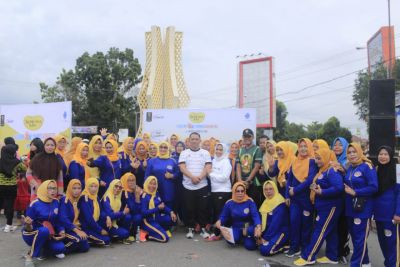 Hari Diabetes Sedunia Bupati Erik Pesankan Jaga Kesehatan Dengan Senam Bersama