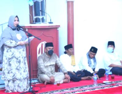Ibu Bupati Kasmarni ingatkan masyarakat untuk tidak mudik lebaran