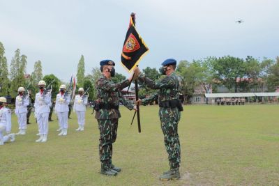 Ini Pesan Kapolda Riau,Kukuhkan Tunggul Batayon C Pelopor Bhara Daksa Narasinga