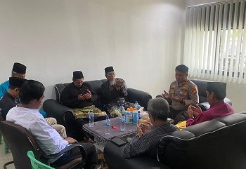 Kapolsek Mandau Silaturahmi dengan Tokoh tokoh LAMR di Duri