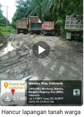 Maraknya Mobil Truk besar parkir di Warung, Halaman Orang Rusak Parah