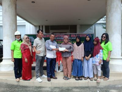 Peduli Kaum Dhuafa dan Anak Yatim, PKS PT SAS Bagikan Ratusan  Paket  Sembako dan Santunan