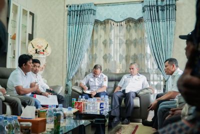 Pj Bupati Kampar Terima Audiensi Kubangga Riau, Terkait Lahan 377 H di Koto Garo