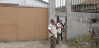 Satpol PP Labuhanbatu Geledah Gudang Tidak Memiliki Ijin