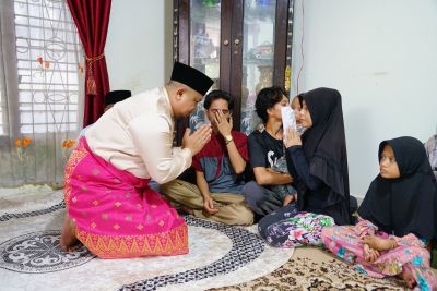 Takziah ke rumah warga Kelurahan Duri Timur dan Air Jamban
